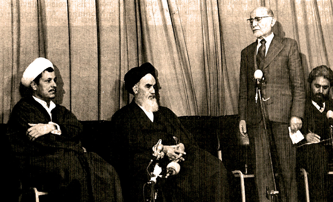 Ayatollah Khomei and Mehdi Bazargan