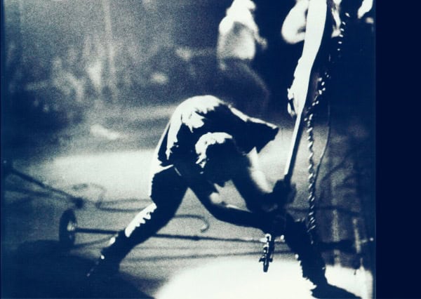 アート・デザイン・音楽 THE CLASH BEFORE & AFTER/ PENNIE SMITH We had the same brain' – how Pennie Smith turned the Clash