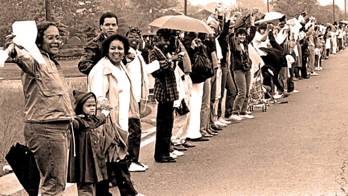 Hands Across America Past Daily News History Music And An Enormous Sound Archive