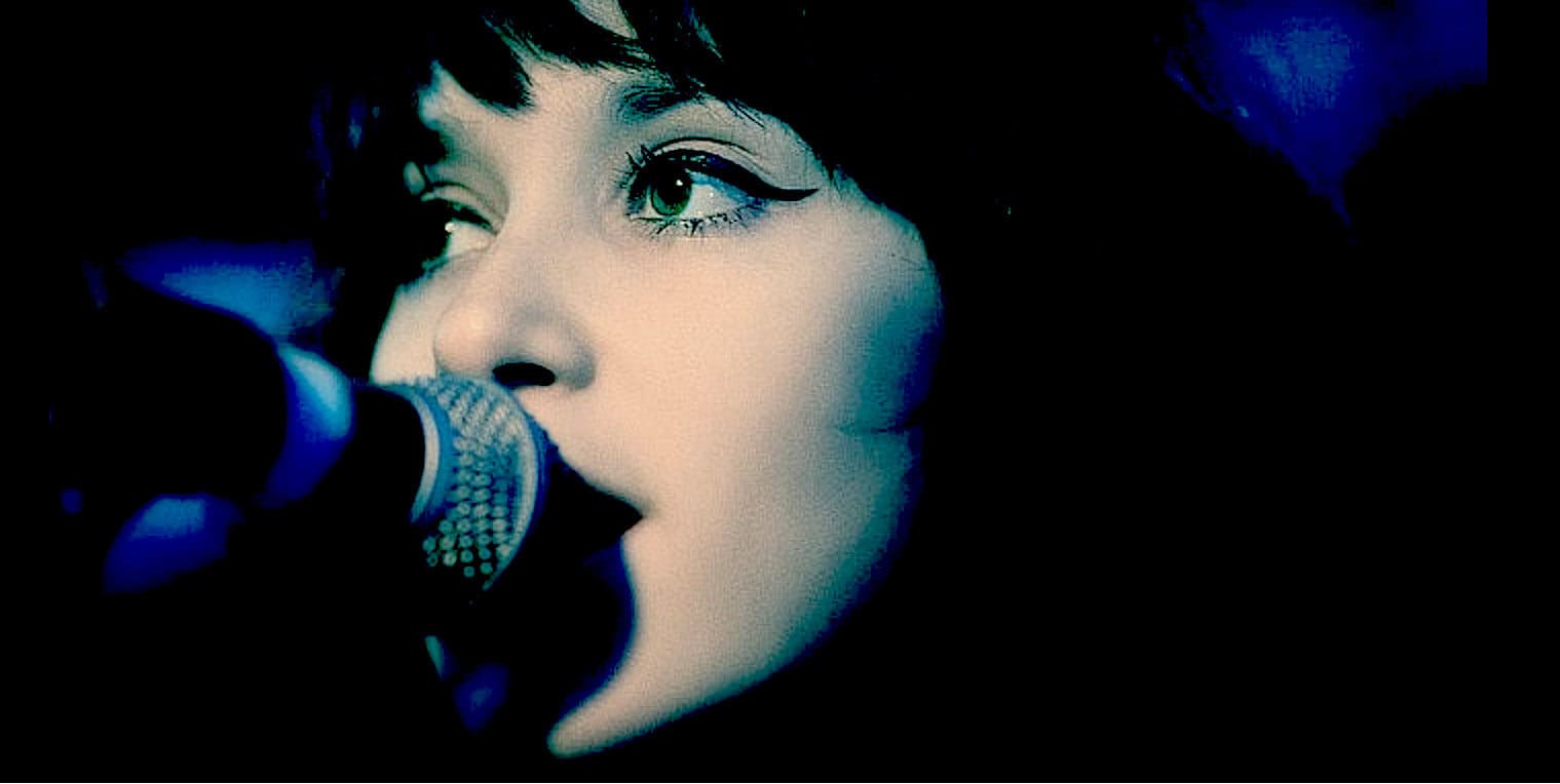 Juanita Stein of Howling Bells
