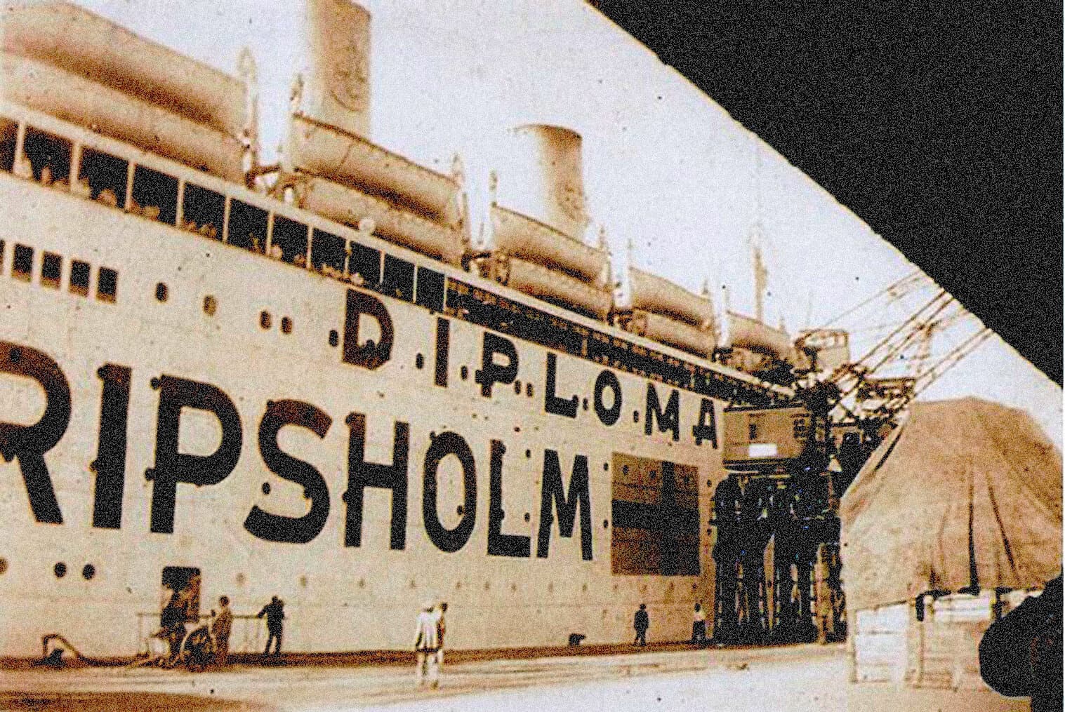 Steamship D.P. Loma ship docked at Ripsholm port, vintage black-and-white photo showcasing maritime history and old news archives.
