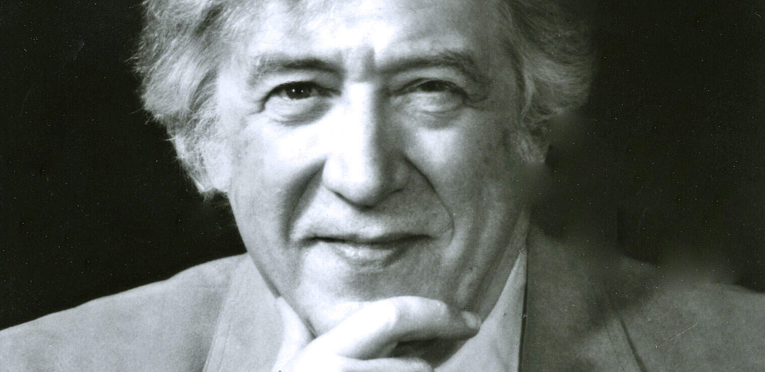 Thoughtful elderly man in black and white portrait, showcasing wisdom and reflection, ideal for history, news archives, and vintage music themes.