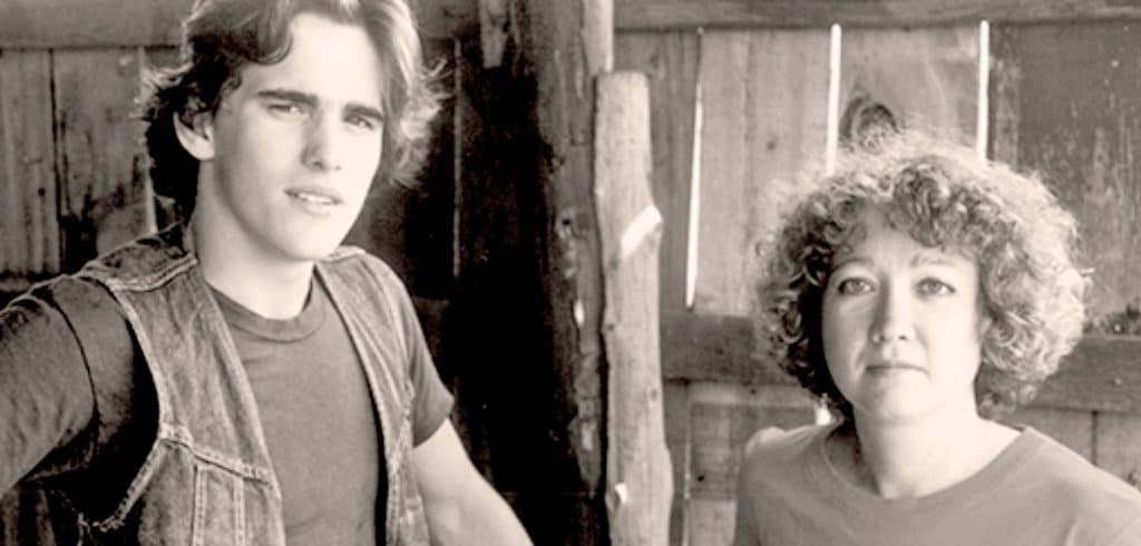 A Chat With S.E.Hinton - 1968 - Past Daily: Talking About