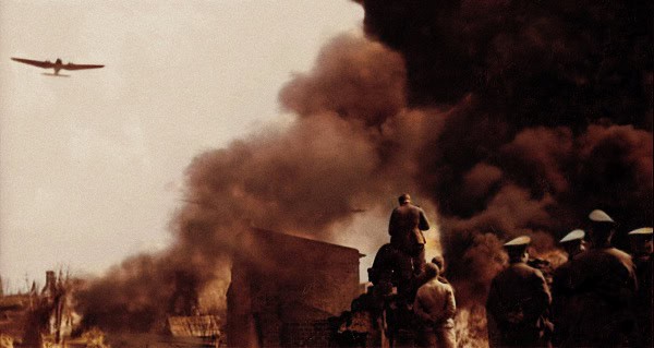 B1920s historical war scene with soldiers and a plane in the sky, smoky battlefield, vivid depiction of wartime conflict.